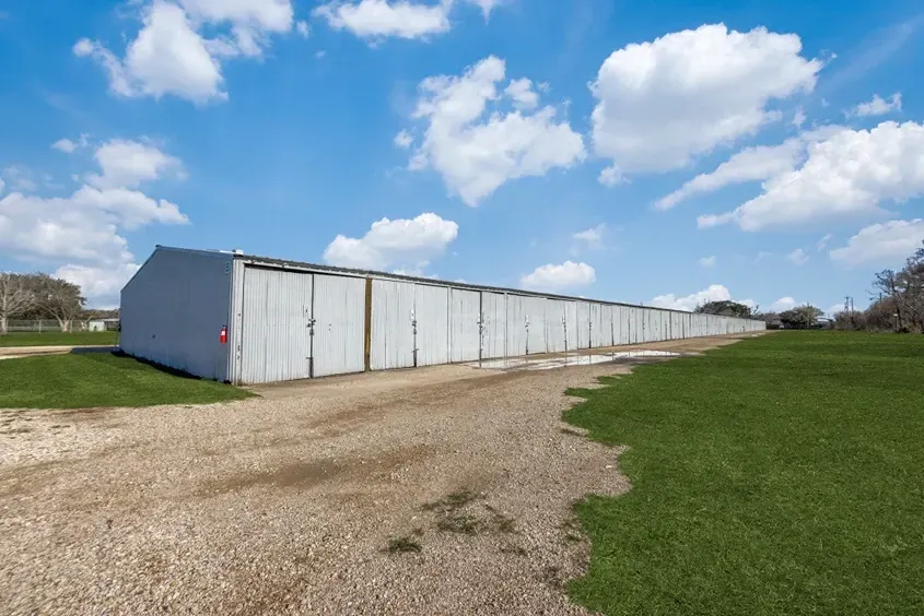Nest Boat and RV Photo 3