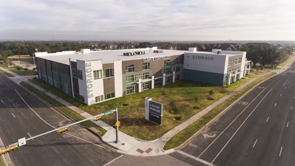 Aerial perspective of the Lakeline Storage facility and its surroundings.