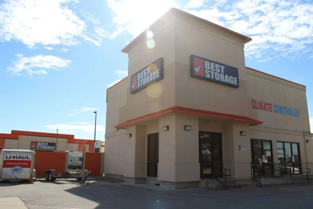 Pasadena's Best Storage front office entrance.