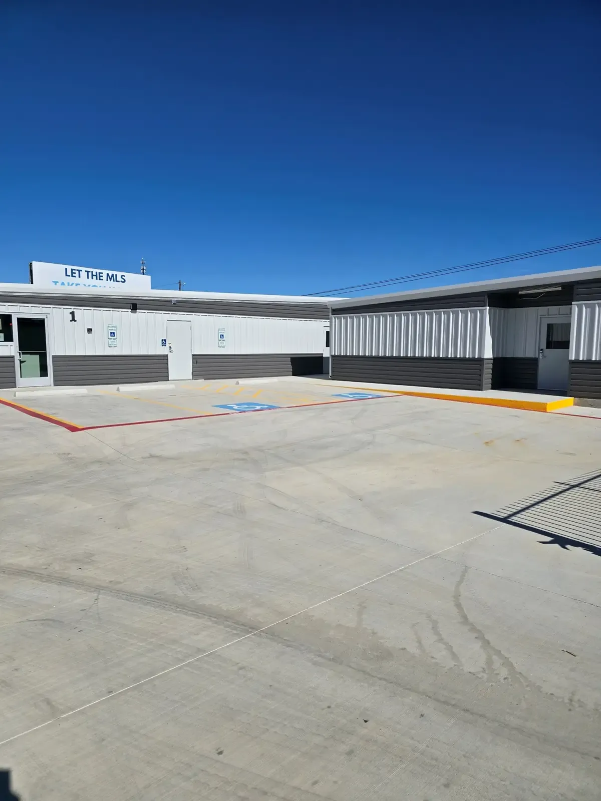 Storage facility exterior driveway